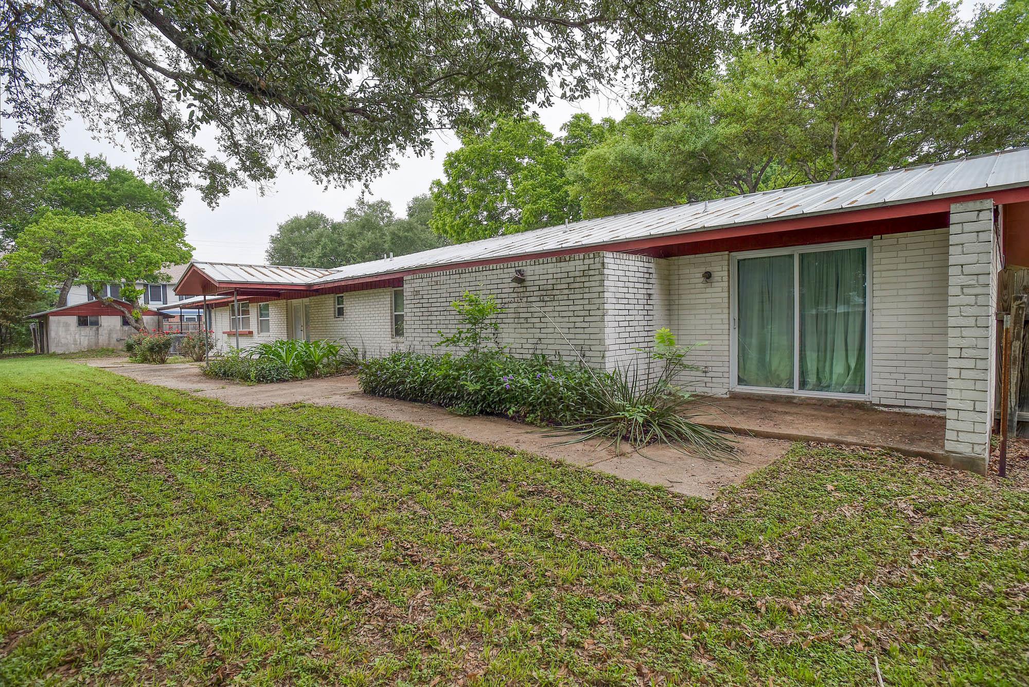 204 Maynard Street Bastrop TX 78602