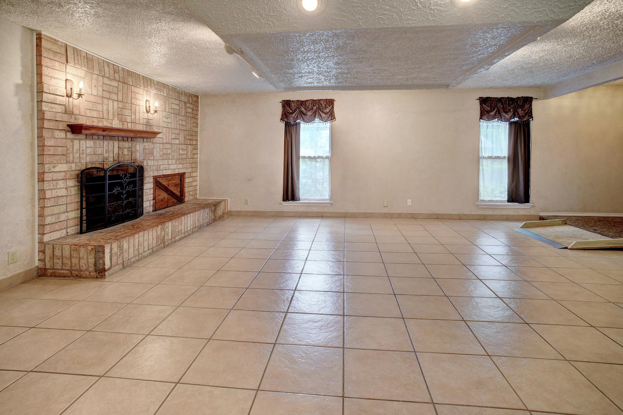 204 Maynard Street Bastrop TX 78602
