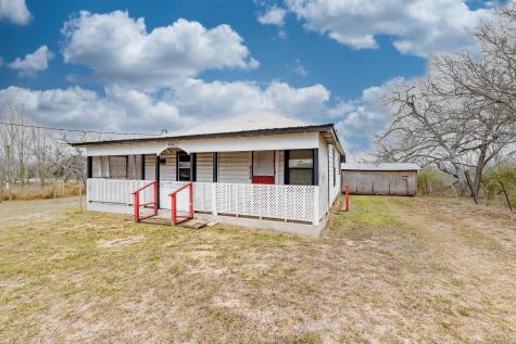 406 Carpenter Street Smiley TX 78159