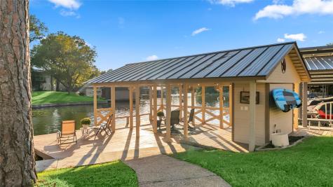2240 Fred Woods Drive Kingsland TX 78639