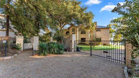 2240 Fred Woods Drive Kingsland TX 78639