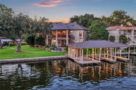 2240 Fred Woods Drive Kingsland TX 78639
