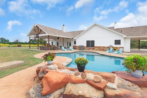 6757 County Road 3010 Lampasas TX 76550