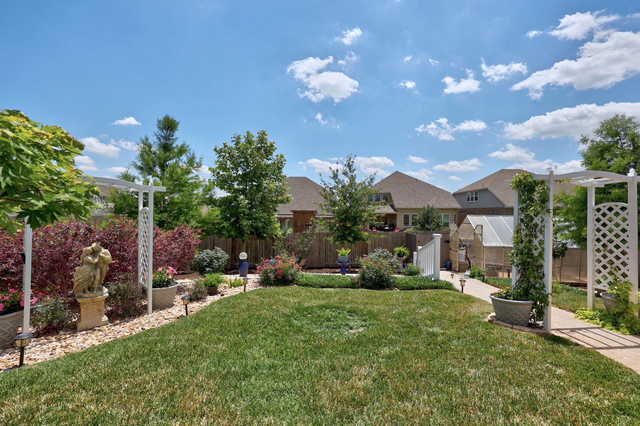 2105 Prairie Oaks Drive Georgetown TX 78628