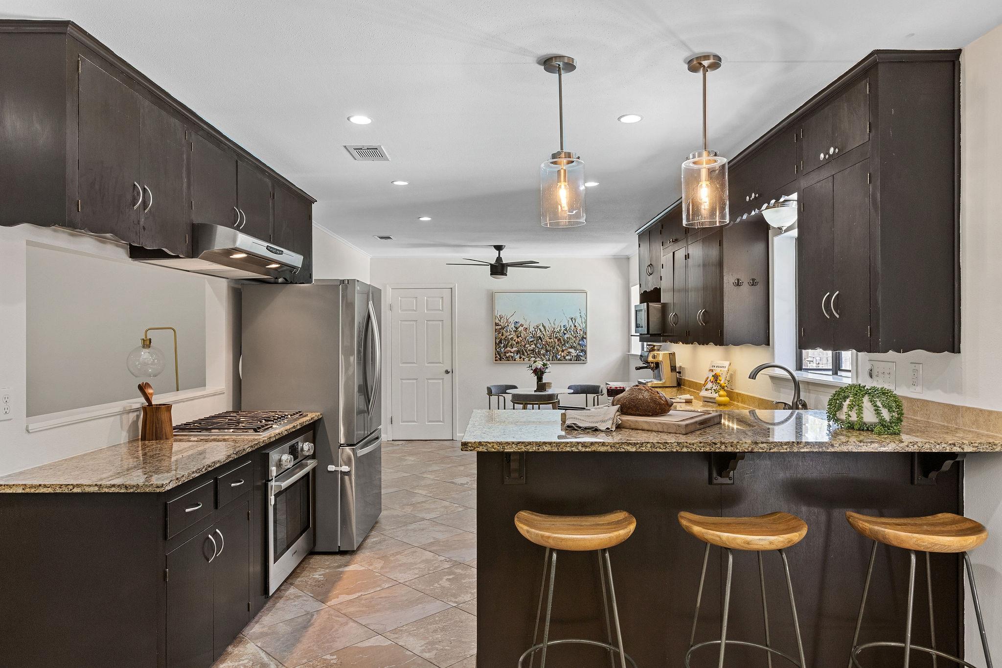 2406 Elmglen Drive Austin TX 78704