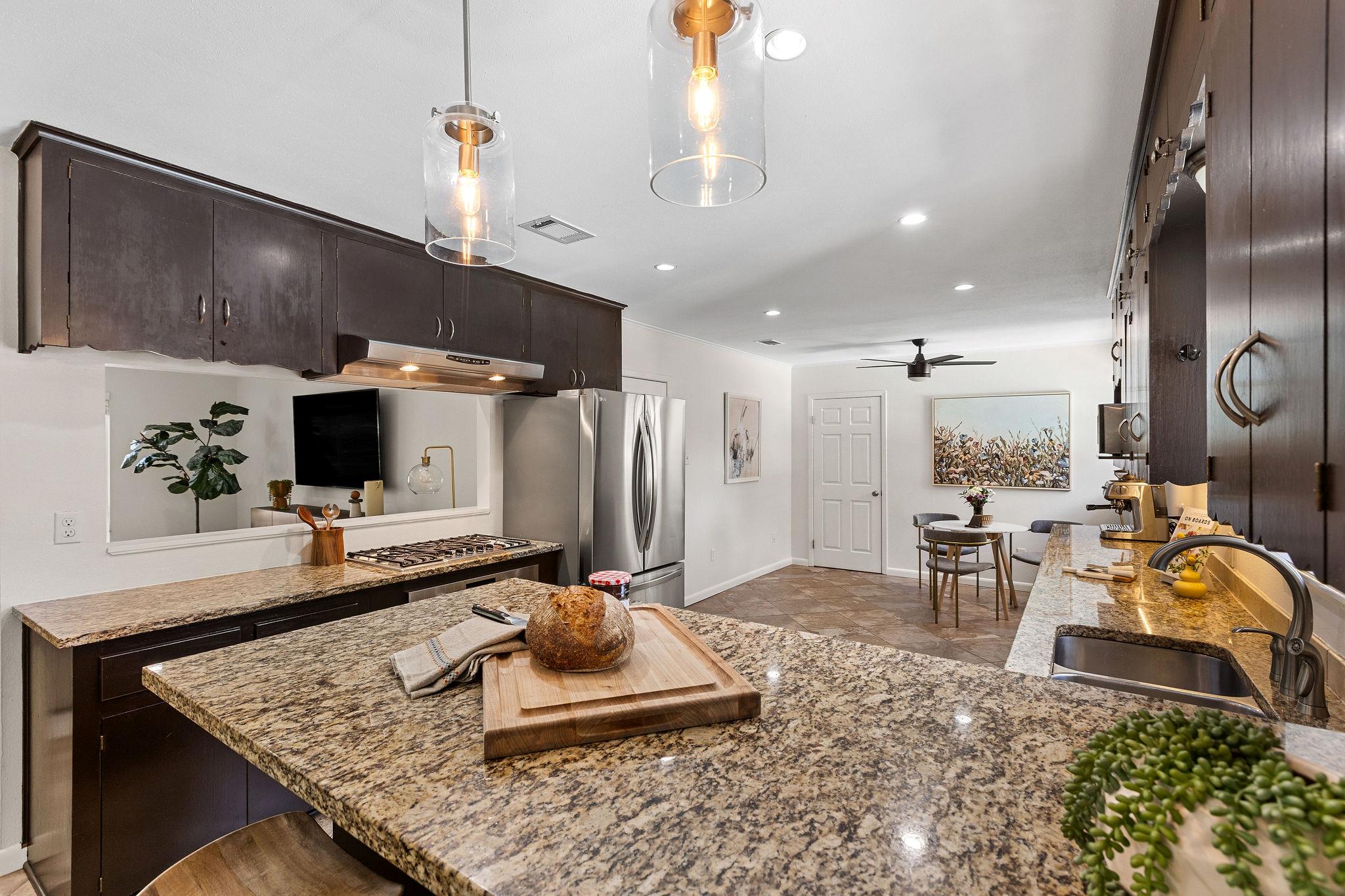 2406 Elmglen Drive Austin TX 78704