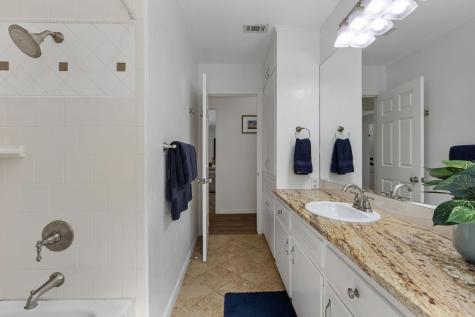 2406 Elmglen Drive Austin TX 78704