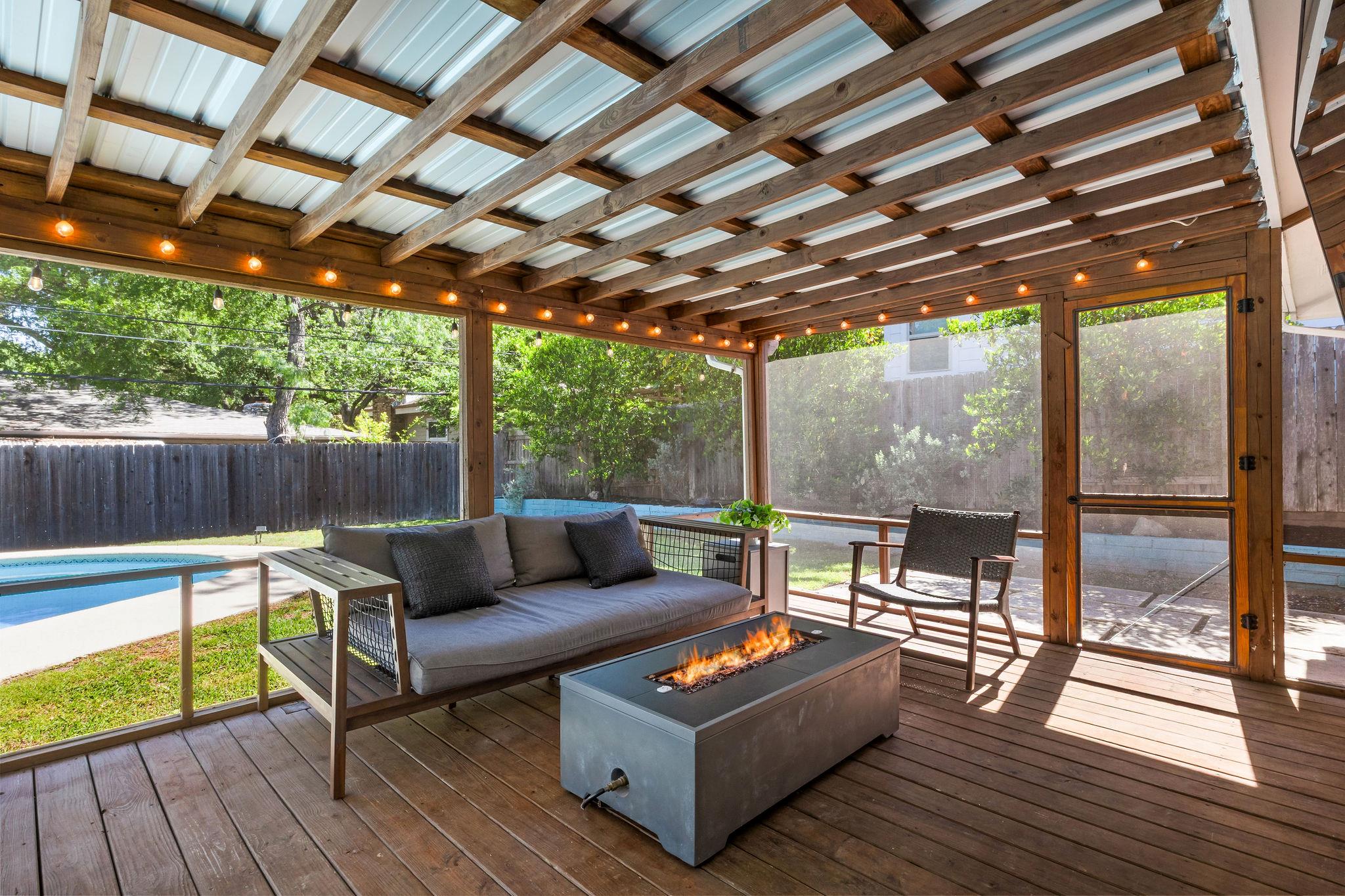2406 Elmglen Drive Austin TX 78704