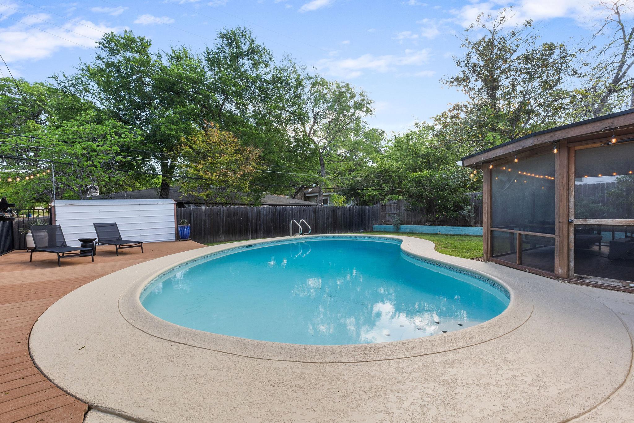 2406 Elmglen Drive Austin TX 78704