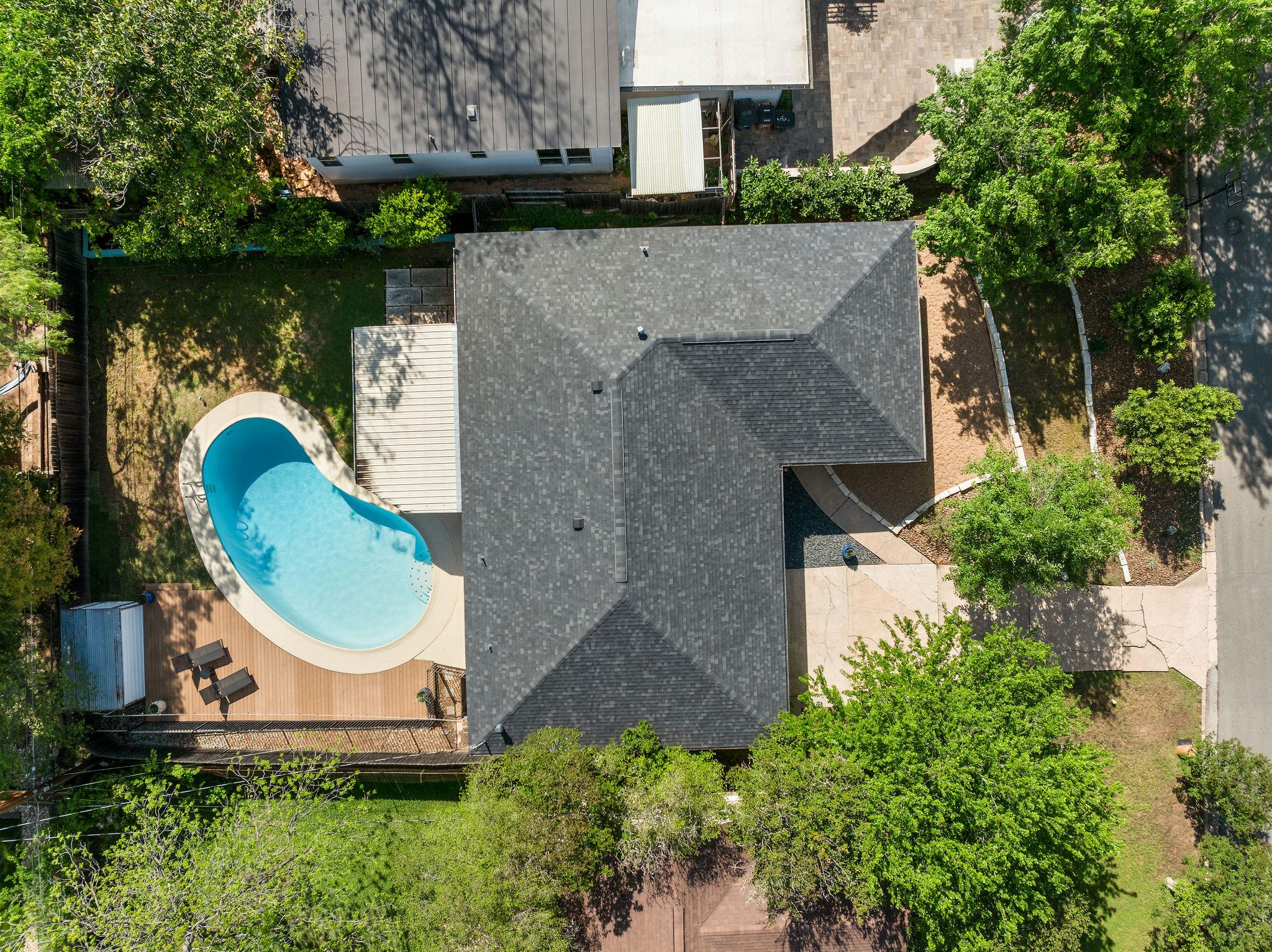 2406 Elmglen Drive Austin TX 78704