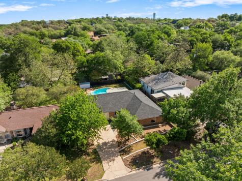 2406 Elmglen Drive Austin TX 78704