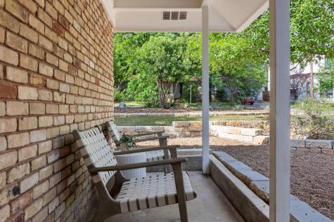 2406 Elmglen Drive Austin TX 78704