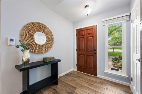 4306 Oak Creek Drive Austin TX 78727
