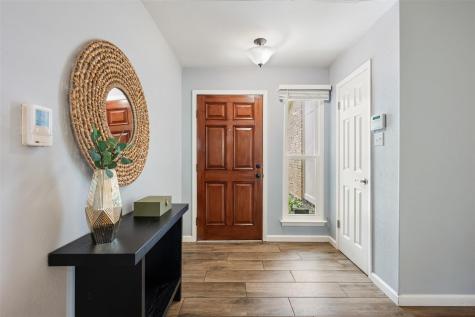 4306 Oak Creek Drive Austin TX 78727
