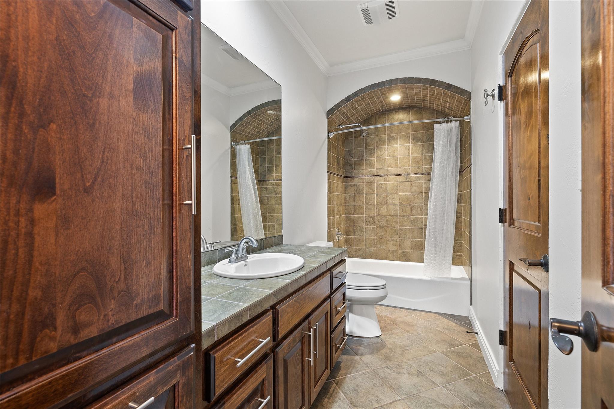 23617 Indian Divide Cove Spicewood TX 78669