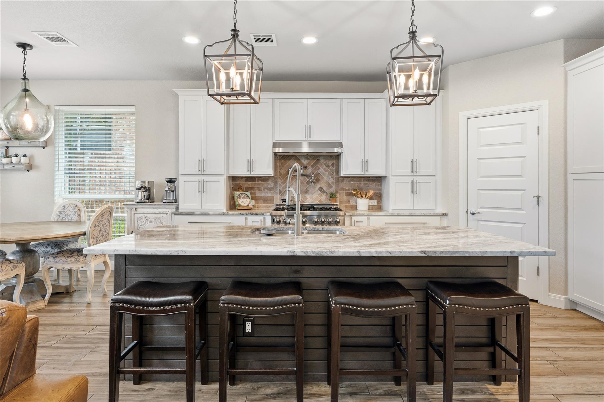 2211 Buffalo Gap Leander TX 78461