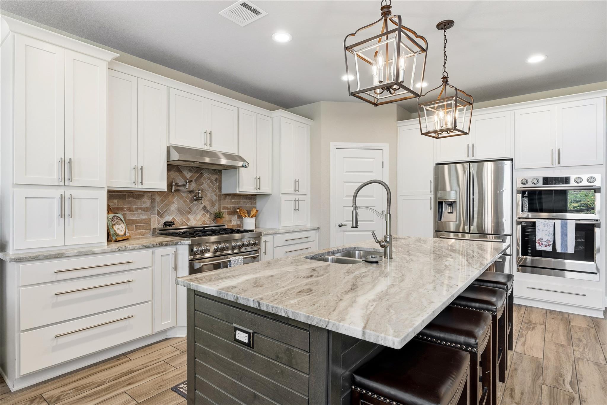 2211 Buffalo Gap Leander TX 78461