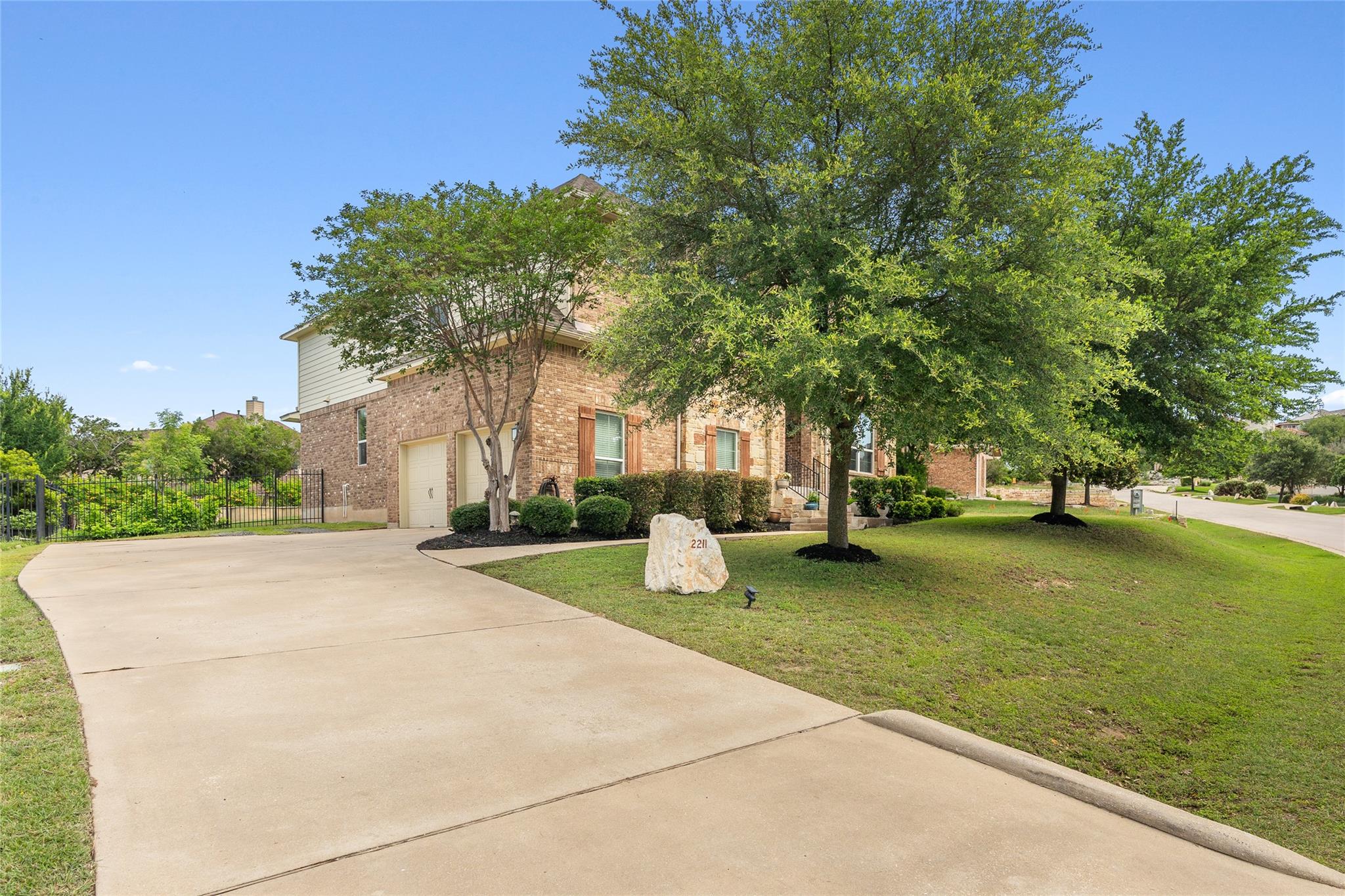 2211 Buffalo Gap Leander TX 78461