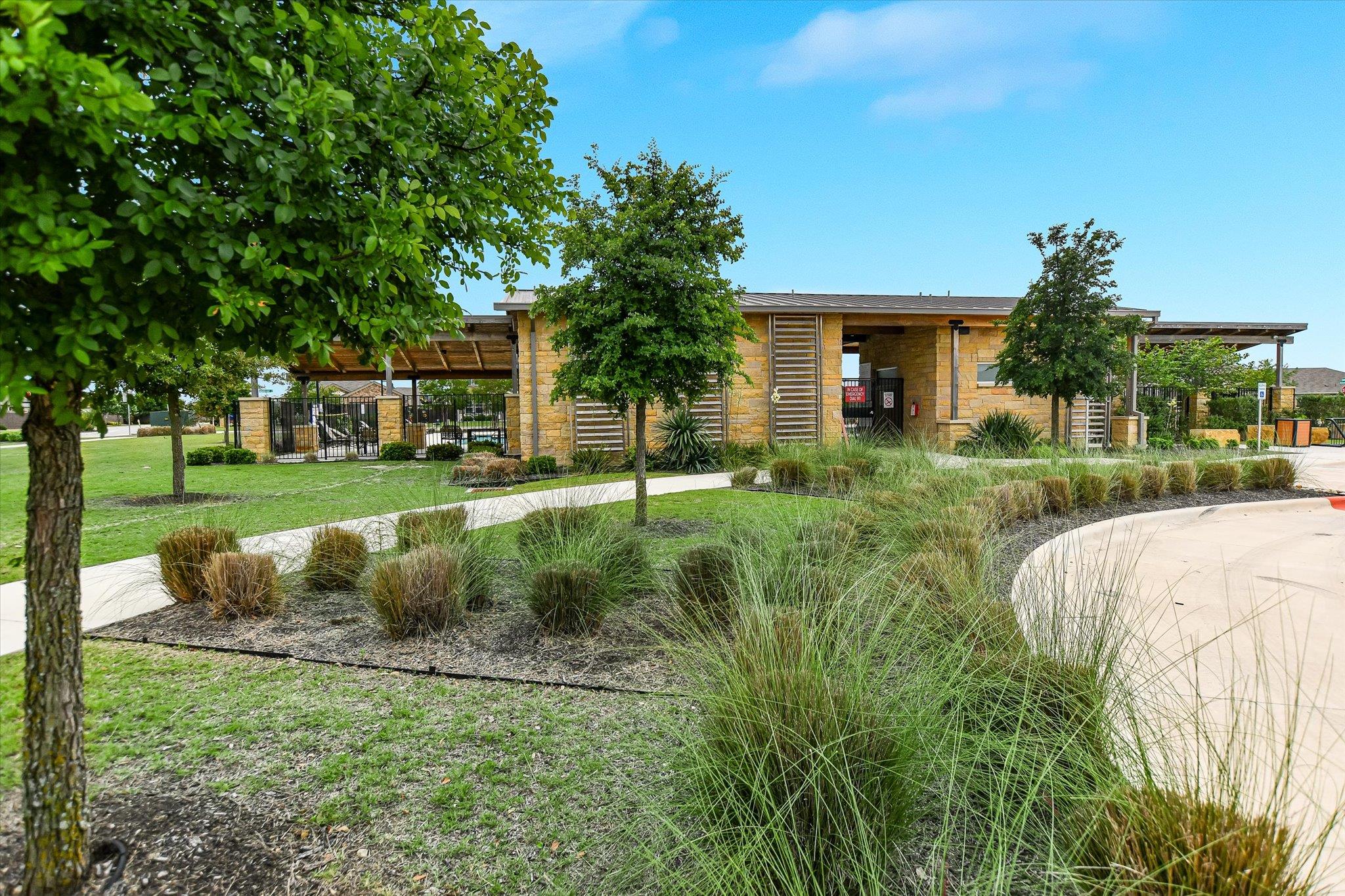 510 Mossy Rock Drive Hutto TX 78634
