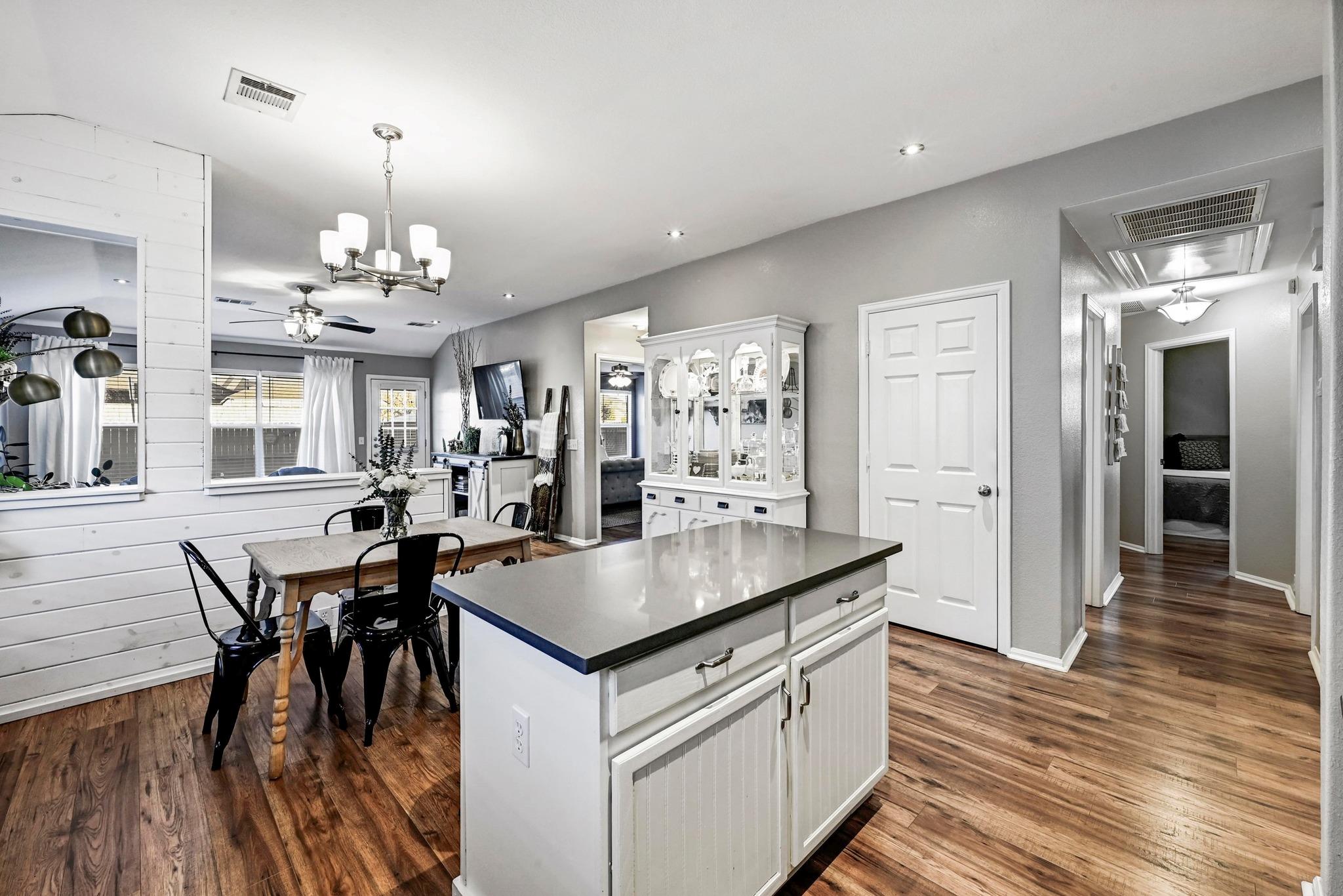 280 Spruce Drive Kyle TX 78640