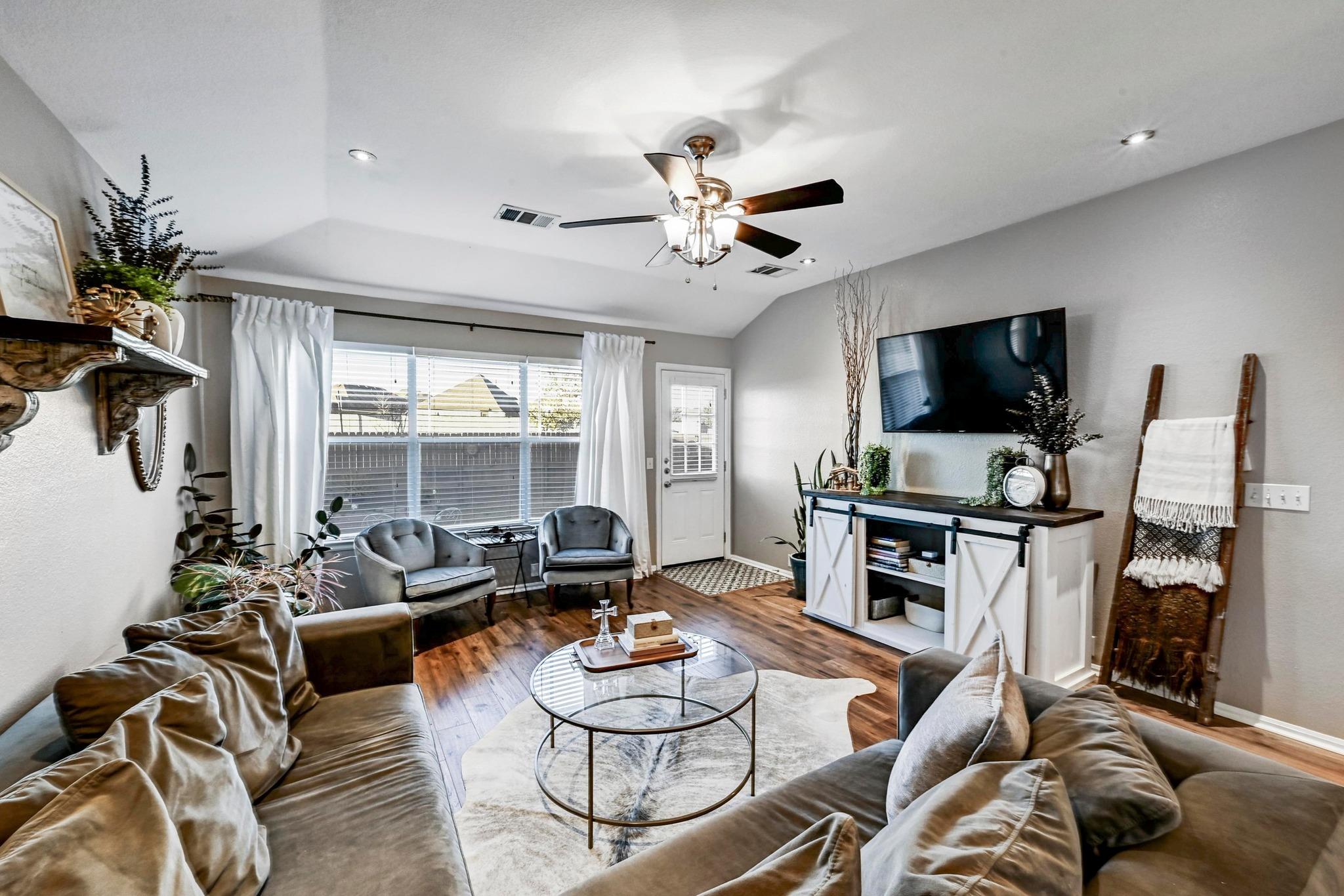 280 Spruce Drive Kyle TX 78640