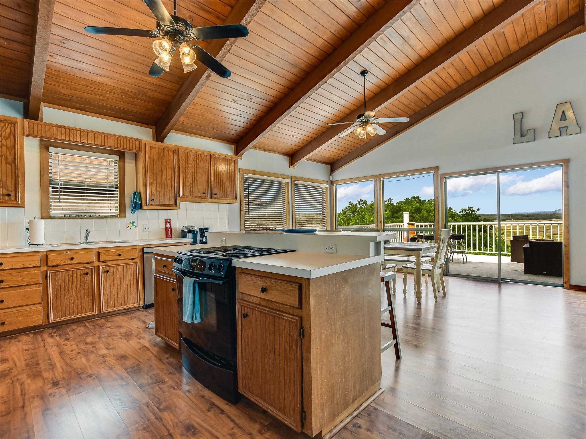 3714 Parliament Cove Lago Vista TX 78645