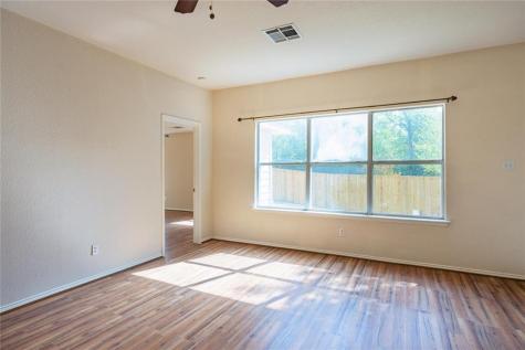 103 Oriole Cove Cedar Creek TX 78612