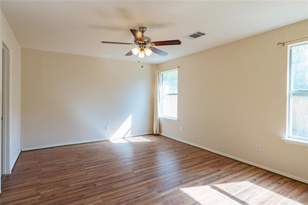 103 Oriole Cove Cedar Creek TX 78612