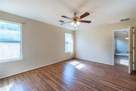 103 Oriole Cove Cedar Creek TX 78612