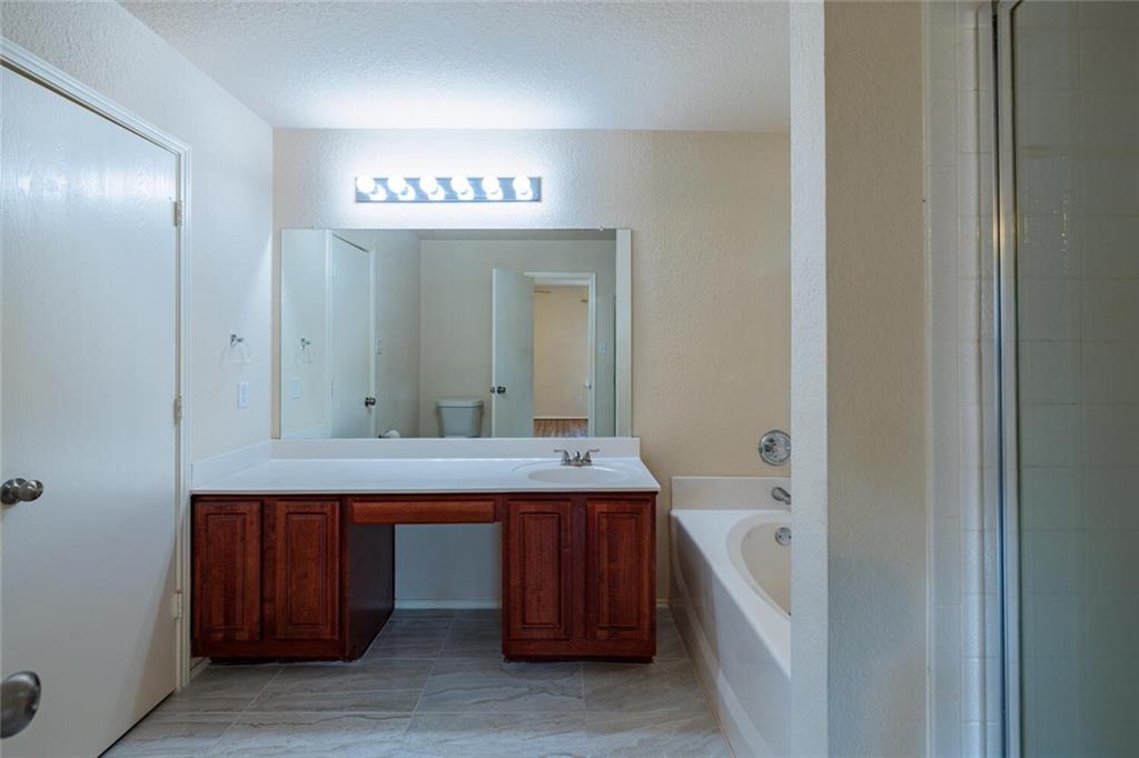 103 Oriole Cove Cedar Creek TX 78612