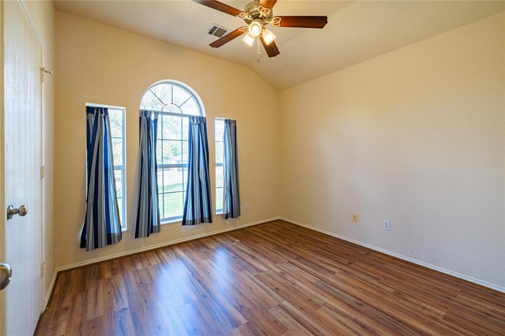 103 Oriole Cove Cedar Creek TX 78612