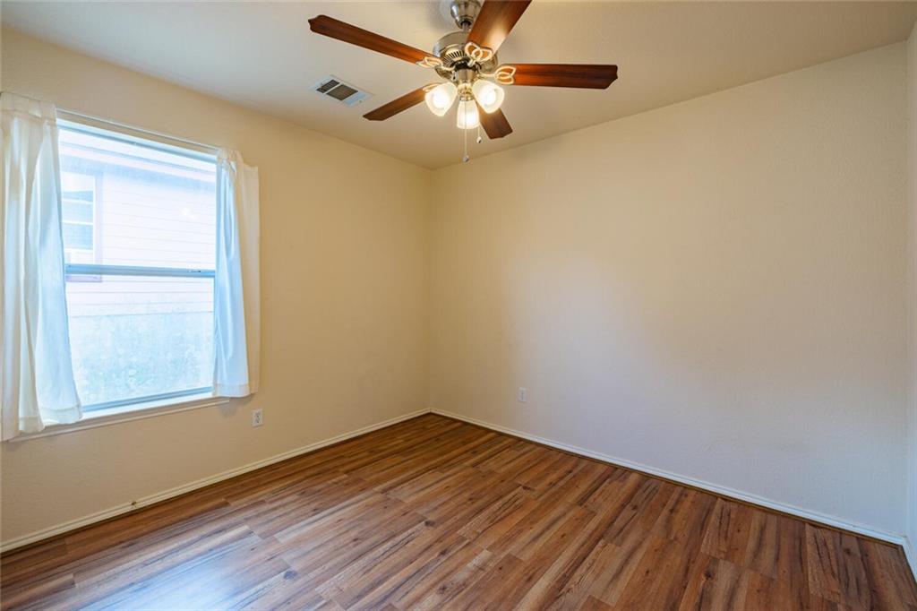 103 Oriole Cove Cedar Creek TX 78612