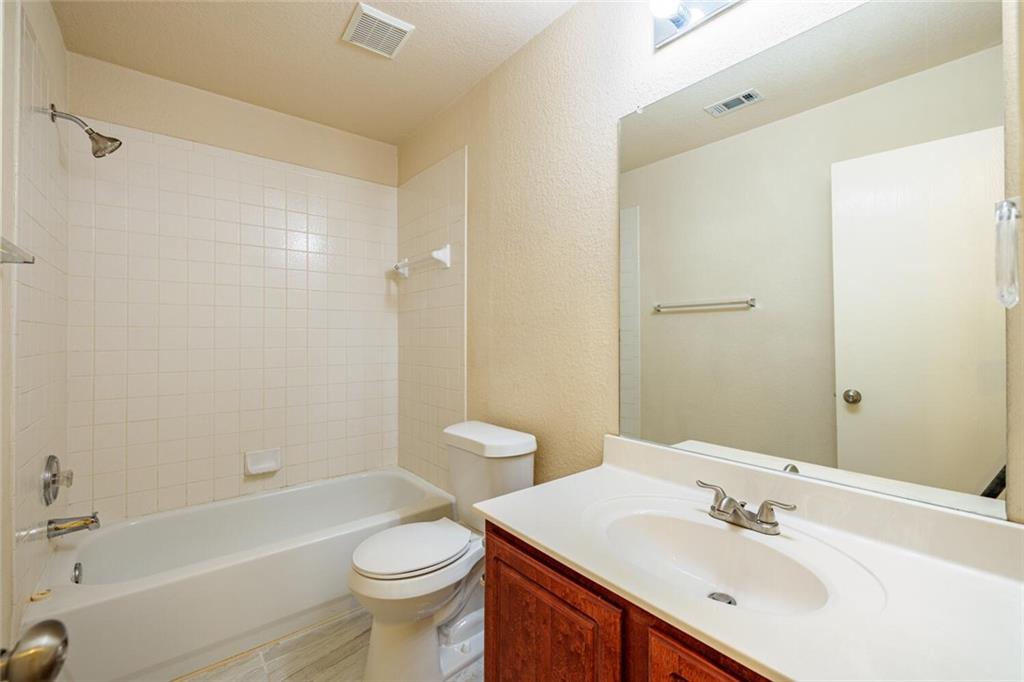 103 Oriole Cove Cedar Creek TX 78612