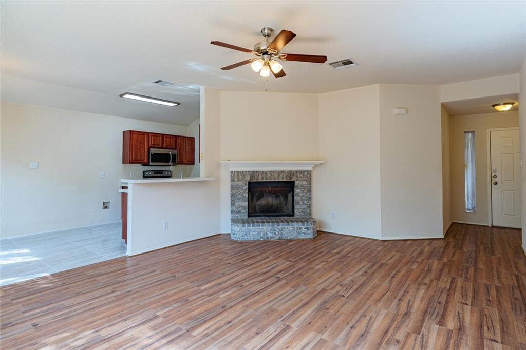 103 Oriole Cove Cedar Creek TX 78612