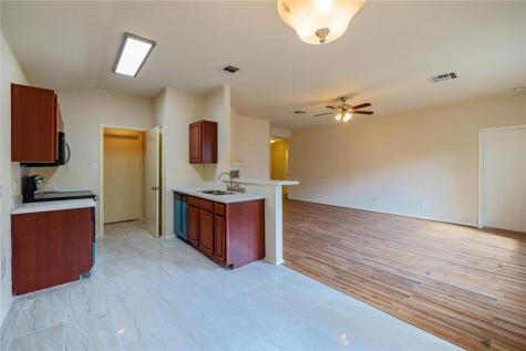 103 Oriole Cove Cedar Creek TX 78612