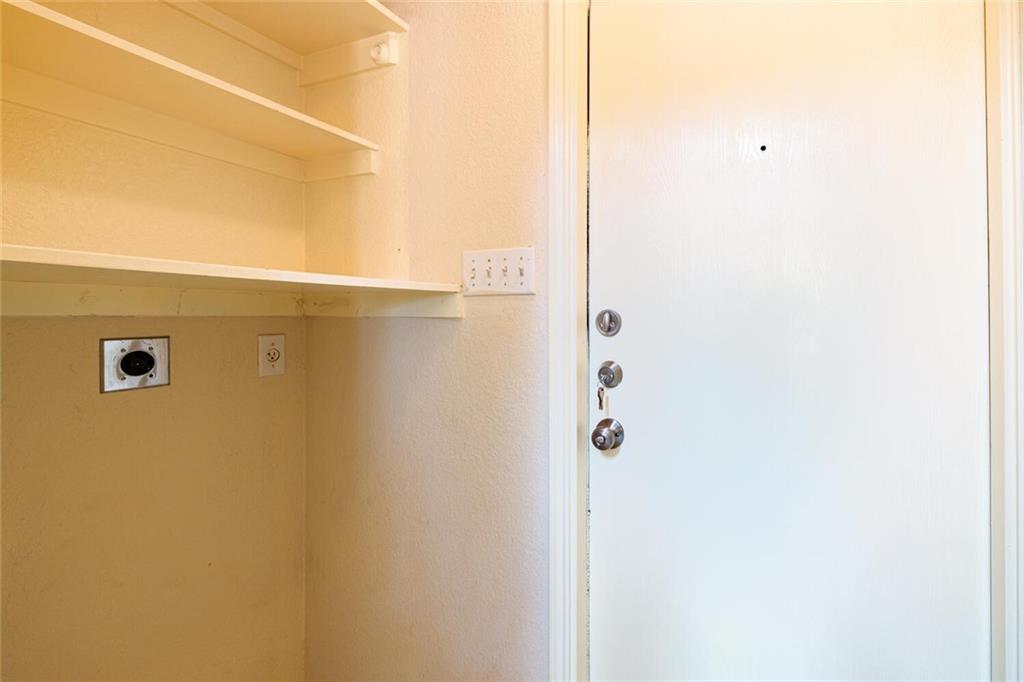 103 Oriole Cove Cedar Creek TX 78612