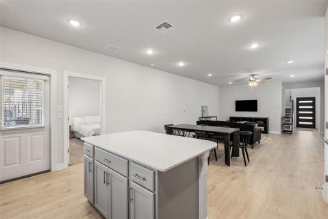1012 Legend Milton Lane Austin TX 78748