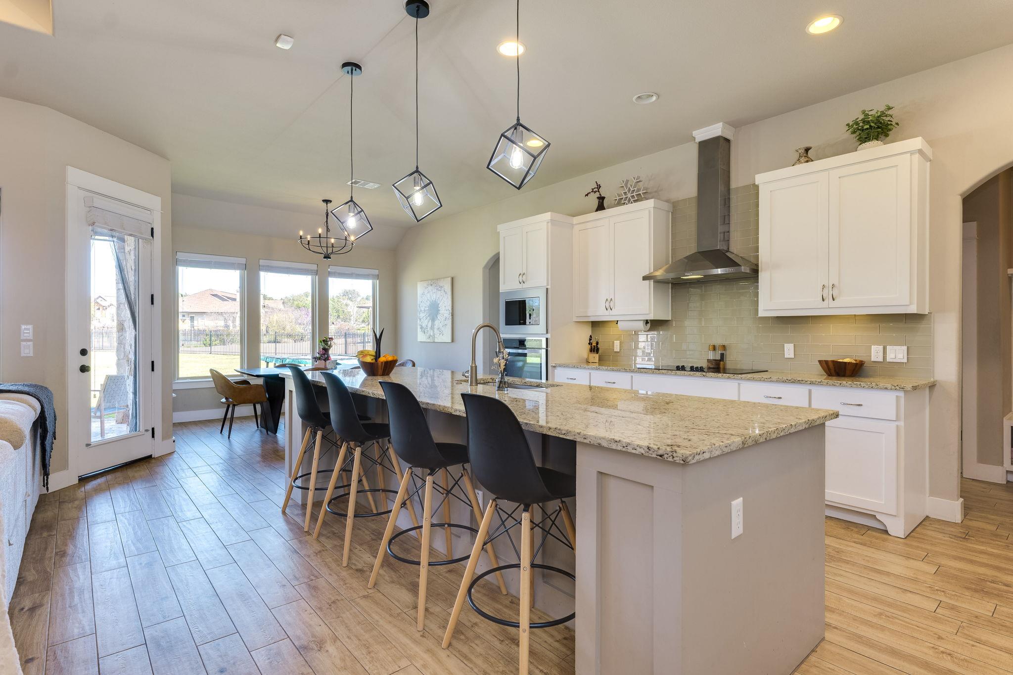 100 Noble Log Grove Liberty Hill TX 78642