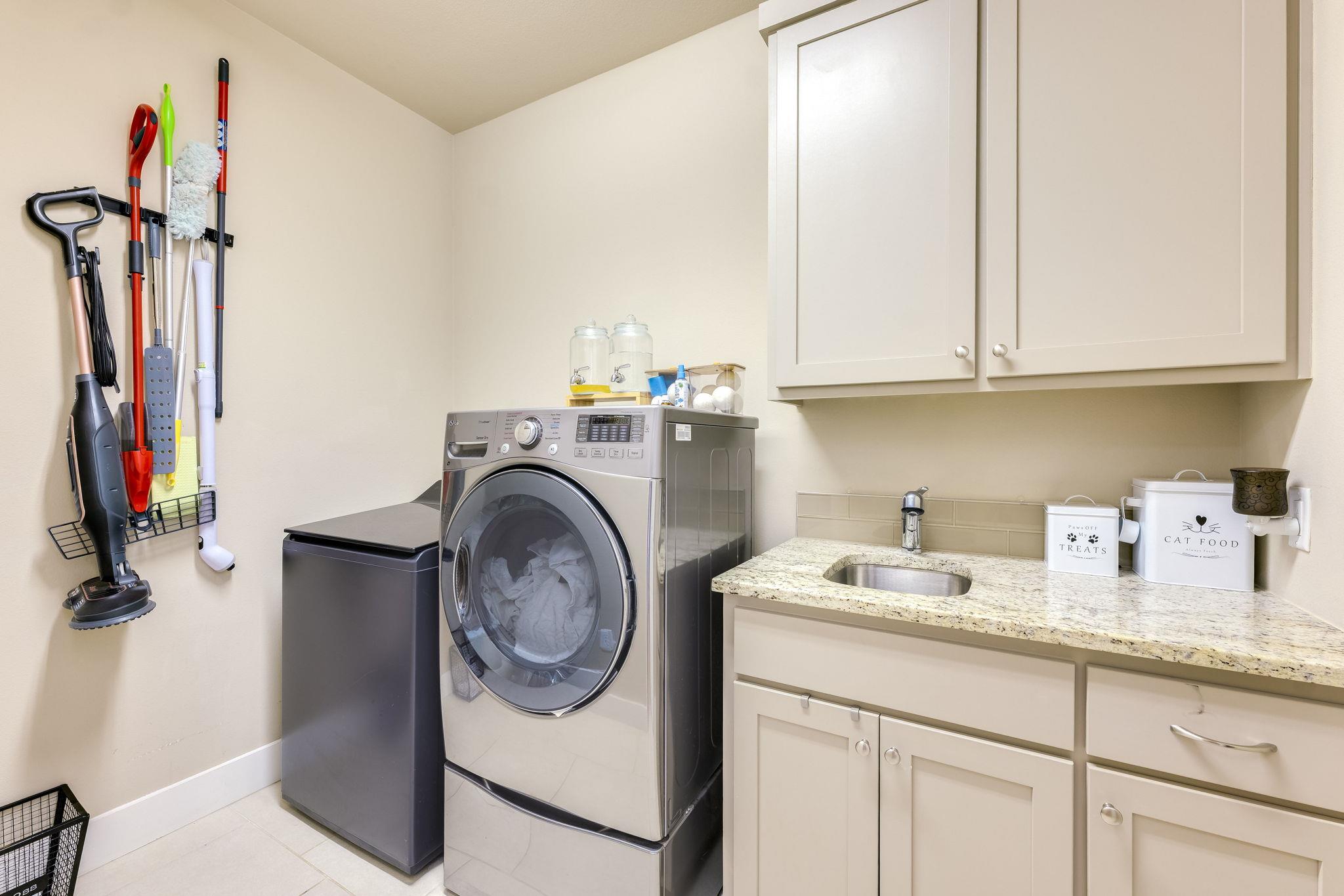 100 Noble Log Grove Liberty Hill TX 78642