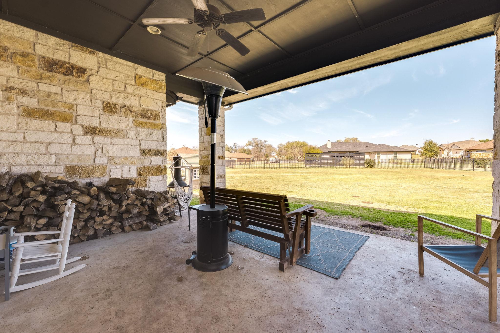 100 Noble Log Grove Liberty Hill TX 78642
