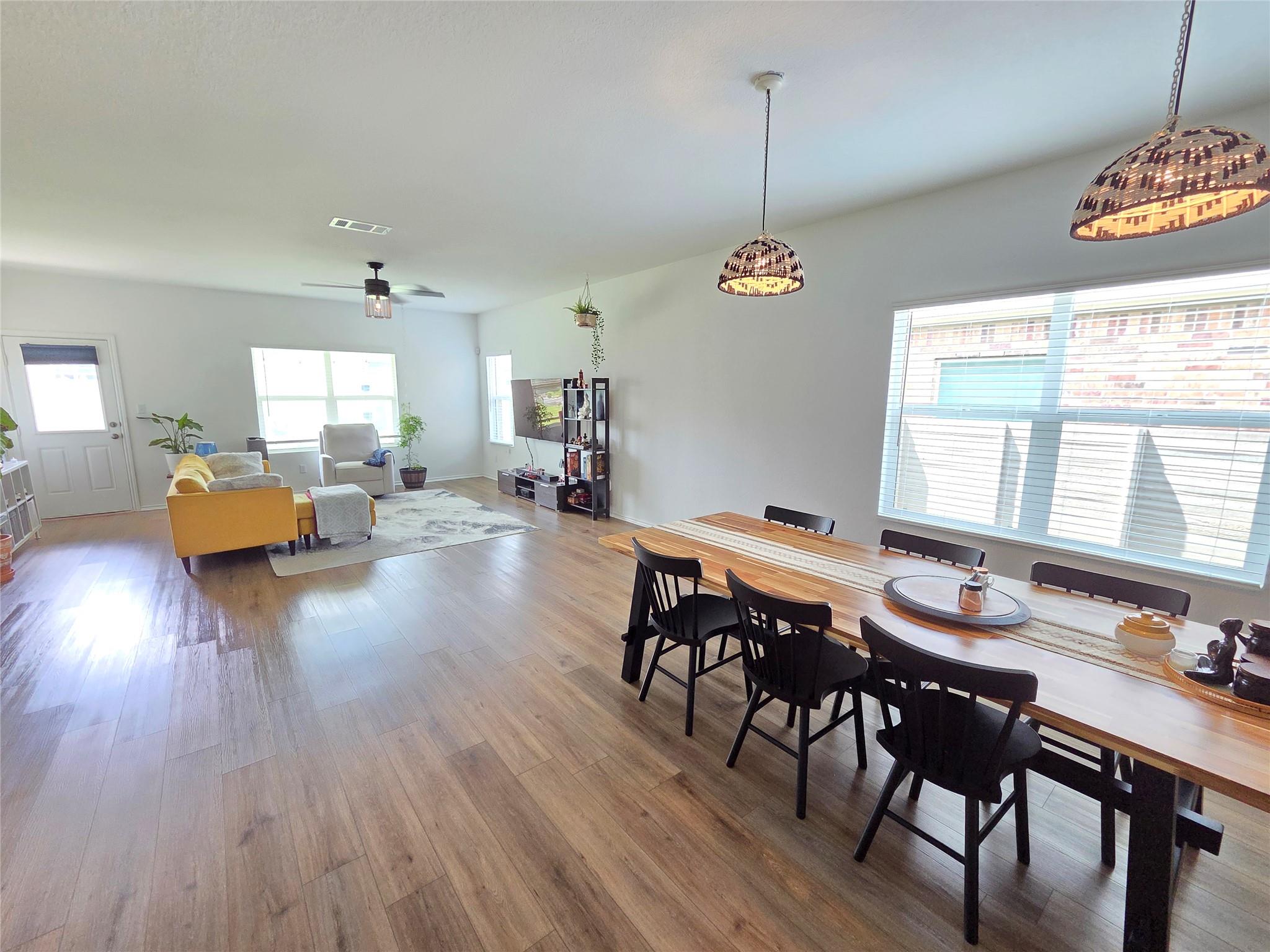 208 Wolf Springs Road Georgetown TX 78628