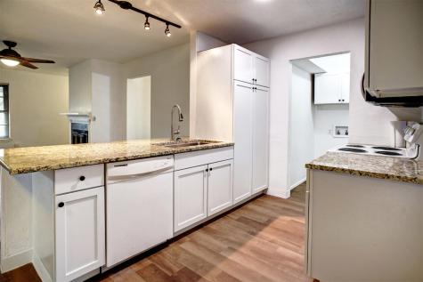 1037 Wilkes Circle Smithville TX 78957