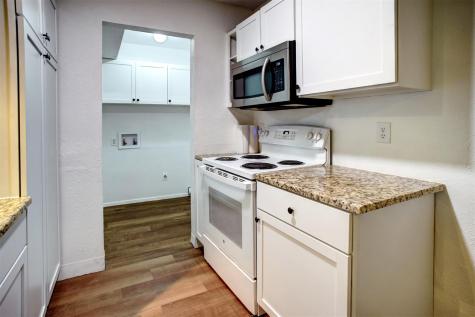 1037 Wilkes Circle Smithville TX 78957