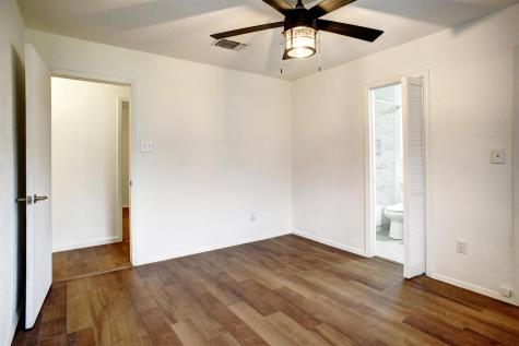1037 Wilkes Circle Smithville TX 78957