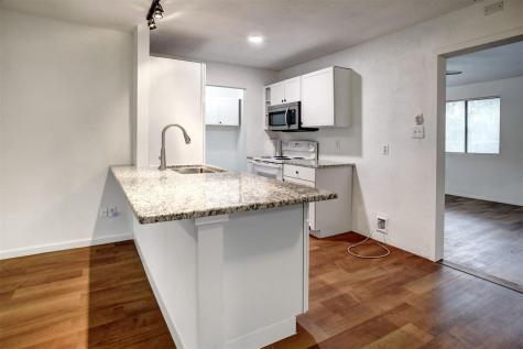 1037 Wilkes Circle Smithville TX 78957