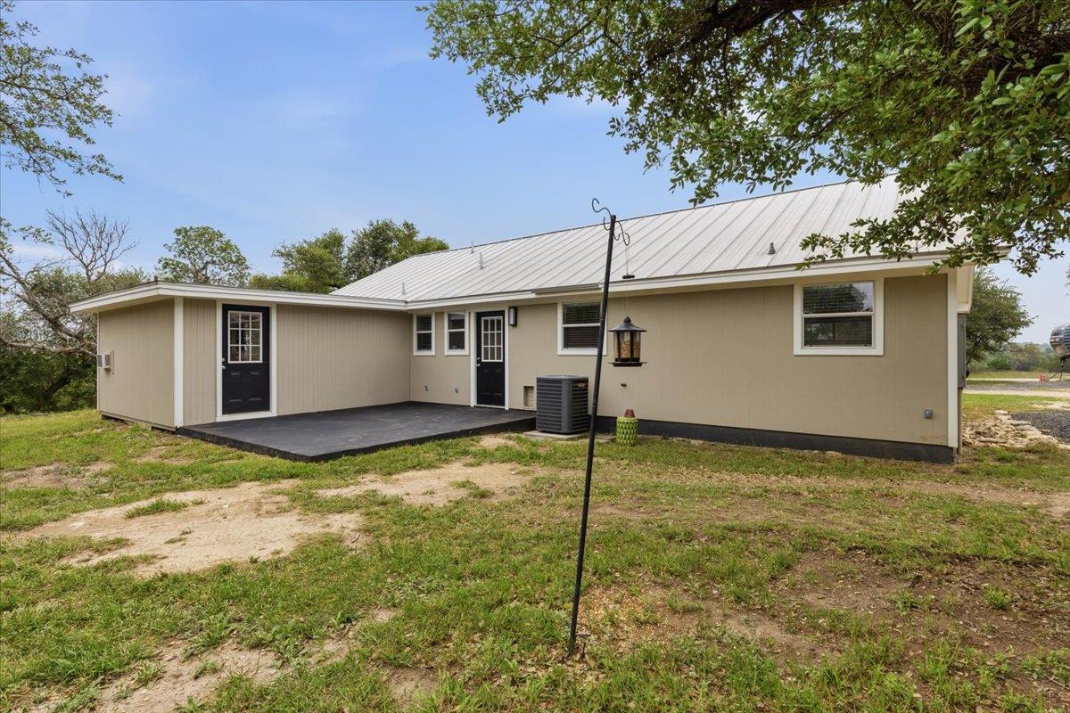 297 Robins Way Wimberley TX 78676