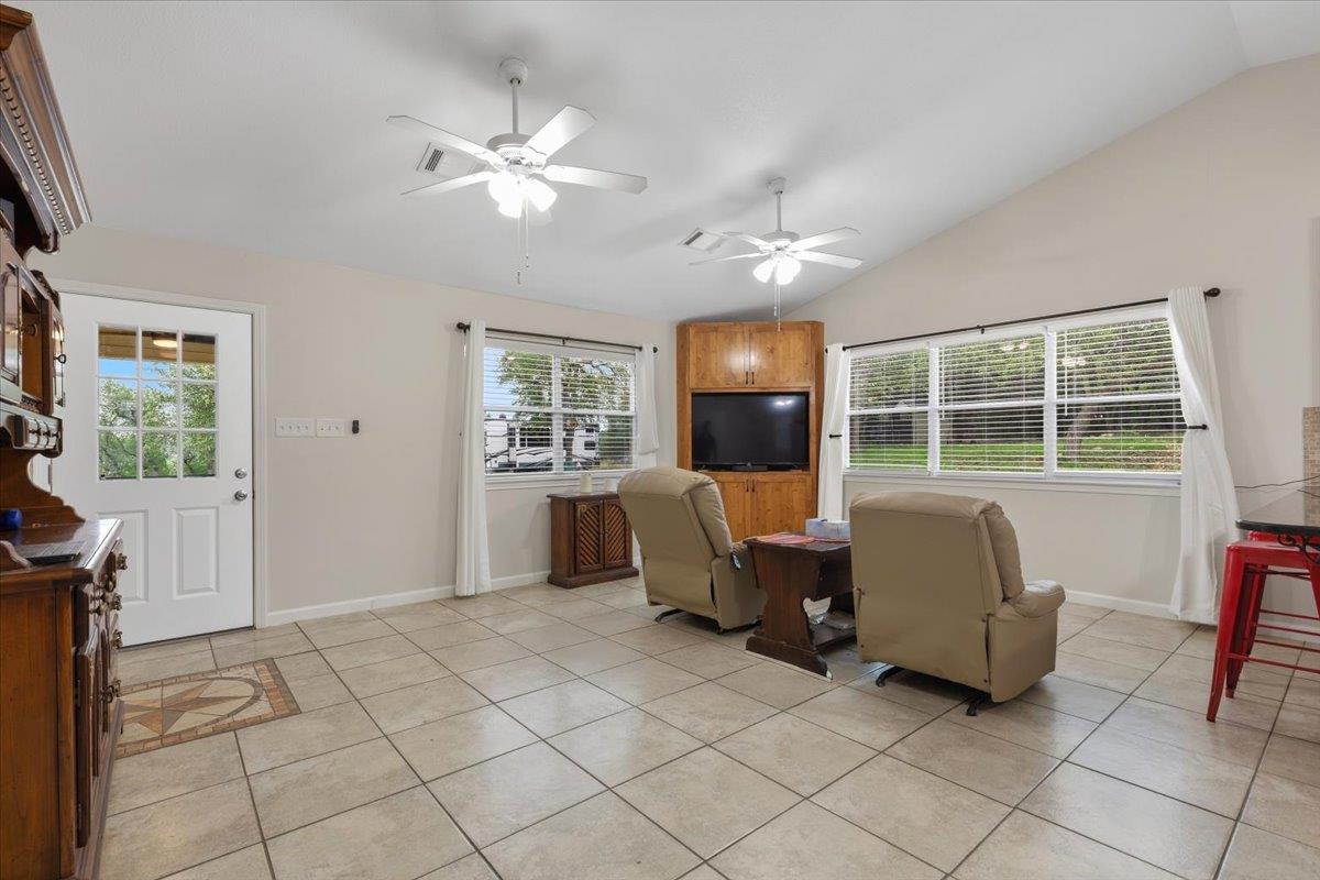 297 Robins Way Wimberley TX 78676