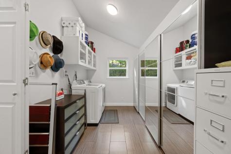6204 Bon Terra Drive Austin TX 78731
