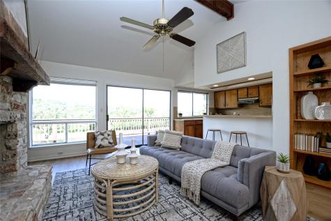 302 Seawind Street Lakeway TX 78734