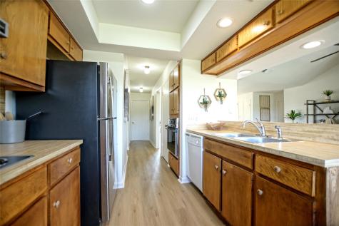 302 Seawind Street Lakeway TX 78734